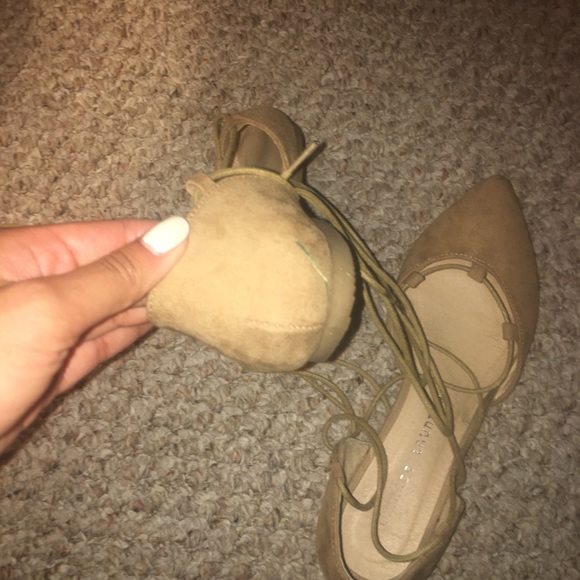 Flats - Picture 4 of 6